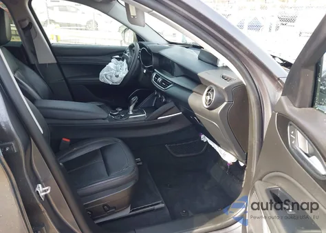 2018 Alfa Romeo Stelvio Awd z USA, uszkodzony, nr VIN ZASFAKAN0J7B83283